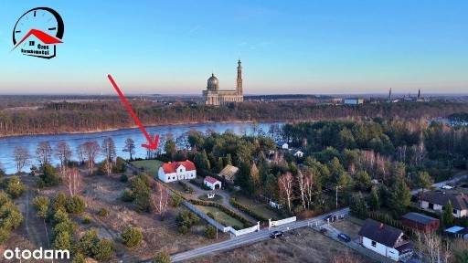 Dom nad jeziorem z linią brzegową- Niedźwiady Małe