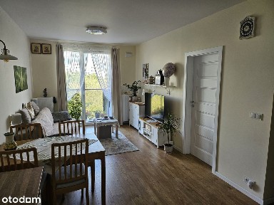 Nowoczesne 2-pokojowe mieszkanie z balkonem i klimatyzacją