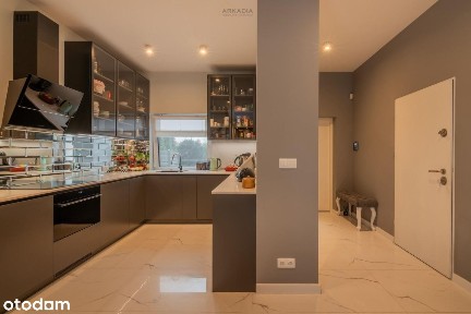 Z gabinetem na parterze! 3 metry wysokości każda k