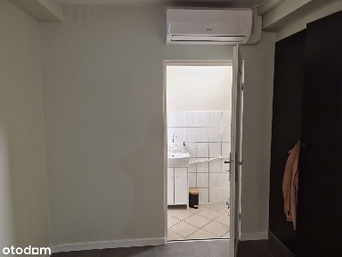 Przestronny lokal w kamienicy z klimatyzacją 45m2 centrum obok Sfery