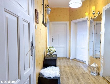 82 m² | 3 pokoje | 4 piętro | kamienica
