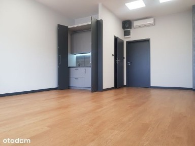 Lokal usługowy 24 m kw. Hala Strzegomska