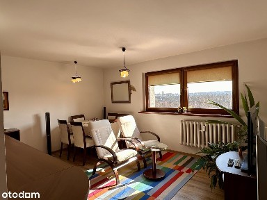 3 pokojowe mieszkanie z klimatyzacją.