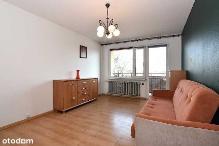 3 oddzielne pokoje |balkon |2 piętro |świetna lokalizacja