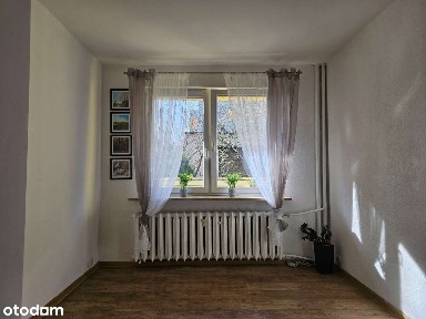 Jasne i wygodne mieszkanie na parterze ul. Kominka. Rybnik Centrum!