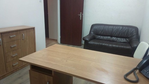 Lokal w ścisłym centrum, - kancelaria, psycholog, - parking z pilotem