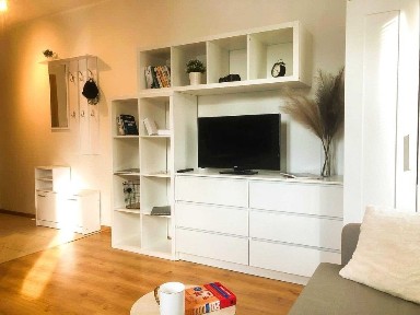 Jaroty, Floriana Piotrowskiego 18