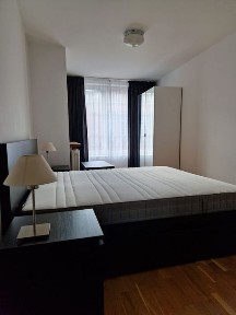 Duże, słoneczne mieszkanie na Długiej