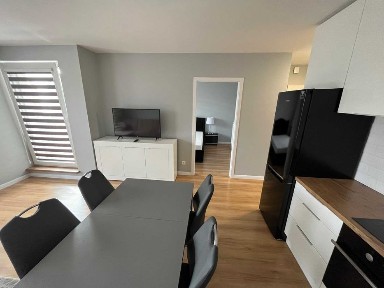 Mieszkanie - os. Górna - 45 m2 z prywatnym miejscem postojowym