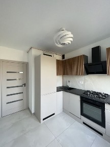 Przytulne mieszkanie po generalnym remoncie gotowe do zamieszkania