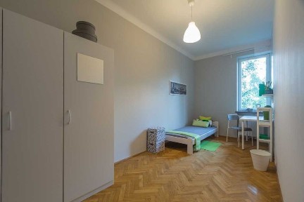 Mieszkanie 68.80 m2, Stare Podgórze, 5 pokoi z balkonem