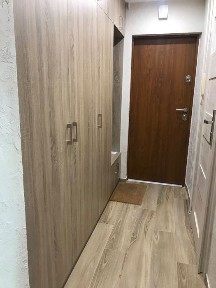 Kawalerka przy Rojnej na wynajem 1300 pln