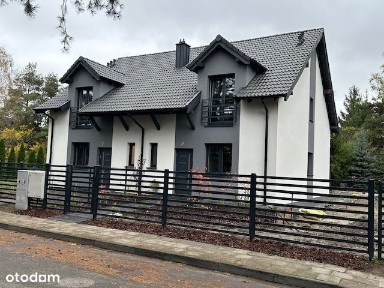 Dom połowa bliźniaka Komorniki gm. Kleszczewo, 5 pokoi