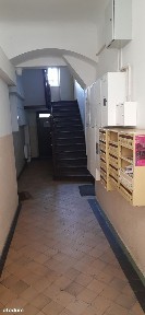 Przestronne 4-pokojowe mieszkanie z balkonem w centrum