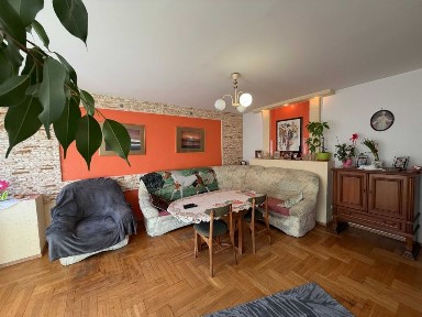 Na sprzedaż 4-pokojowe mieszkanie na Podzamczu !