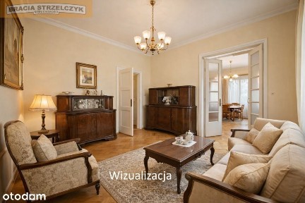 Przedwojenne mieszkanie 3,3 m wysokości