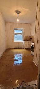 Sprzedam mieszkanie w Lwówku Śląskim, centrum,parter.