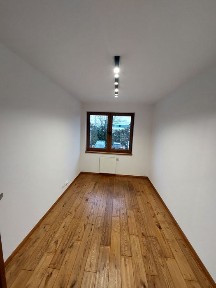 Mieszkanie 64m2 trzy pokojowe na parterze po remoncie z dużym tarasem