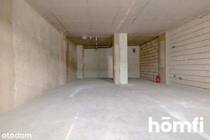 Na sprzedaż przestronny lokal 77 m2 w centrum!