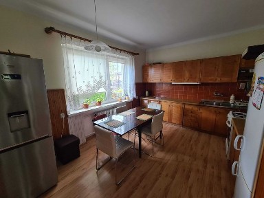 Dom do wynajęcia dla 10-15 osób | Blisko Orlenu / Galerii / Sklepów