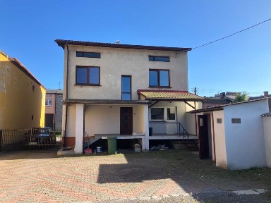 Śląskie, Gniazdów