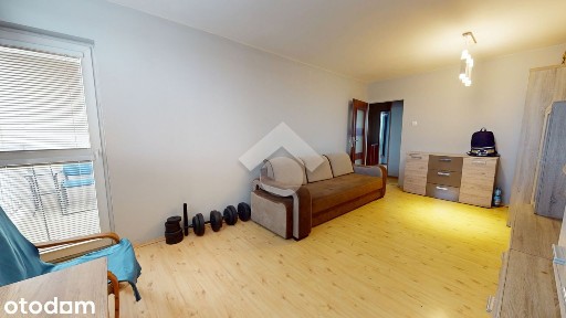 Przestronne 2 pokoje z osobną kuchnią, balkon, Prywatny Parking !