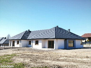Nowoczesny bungalow z ogromną działką