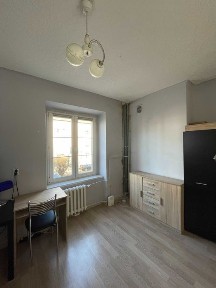 Mieszkanie do remontu Łódź Górna - 49m2, 1 piętro z balkonem i komórką