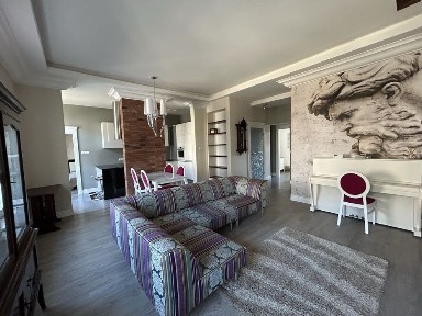 Piękne mieszkanie na wynajem w kamienicy przy ul. Piłsudskiego