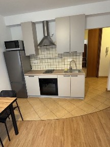 Warszawa, Praga-Południe, Stanisława Mikołajczyka 21