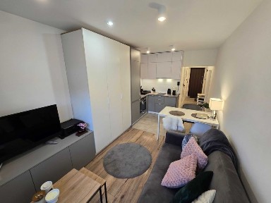 Bardzo ładna kawalerka w dobrej lok.,Katowice-Ochojec,GCM-Szpital