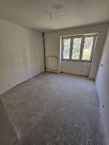 Sprzedam mieszkanie stan deweloperski blisko centrum