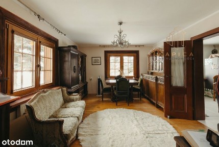 Urokliwy dom w stylu dworkowym 136m² działka 2,4h