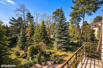 Dom z duszą w zielonym Aninie | działka 2200 m²
