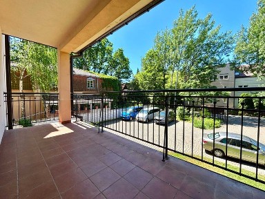 Trzypokojowe mieszkanie 64 mkw z parkingiem w Międzylesiu w Wawrze