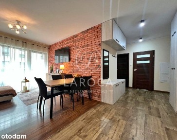 *Wysoki parter, balkon, 3 pokoje, 4 Pory Roku
