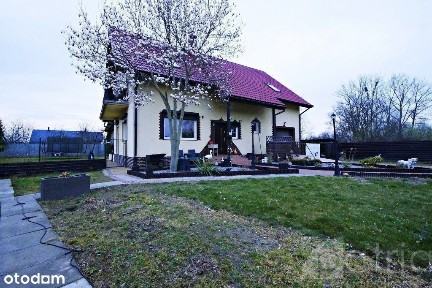 Dom 153 m², działka 1455 m², po remoncie - Darż