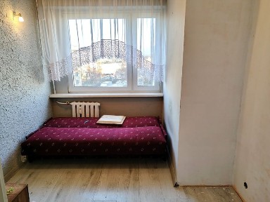 Przestronne trzypokojowe mieszkanie z balkonem