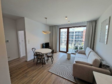 2 pok. Wilanów ul. Holzera, 45m2, balkon