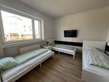 Piętro Domu Pilotów 8-10 osób