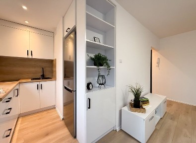 Przytulna kawalerka przy Parku Róż | Klimzowiec | po remoncie | od zaraz