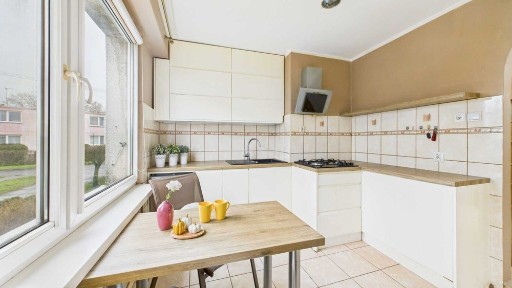 Mieszkanie w Nowym Dworze wraz z ogrodem z drewnianym domkiem oraz garaż!