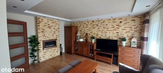 Mieszkanie 3-pokojowe z balkonem i klimatyzacją-1 piętro Dolne Miasto