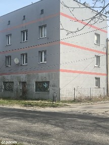 Czeladź budynek wielomieszkaniowy naprzeciwko parku 200 m od UM