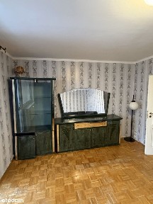 Sprzedam trzypokojowe mieszkanie z balkonem na Ustroniu.