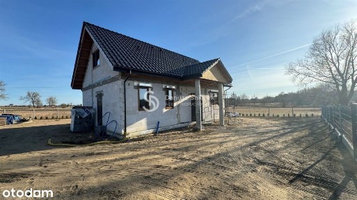 Dom wolnostojący na działce 1000m2 Rogowo
