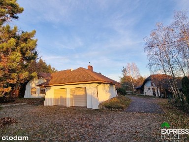 Dom z basenem | 290m2 | las | stajnia | 1300m2
