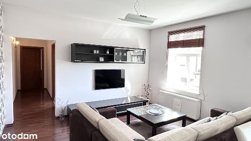 Mieszkanie, 71 m², Niemodlin