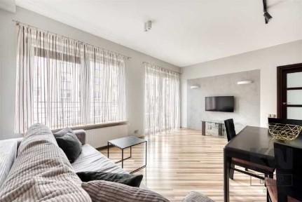 Przestronne mieszkanie przy ul. Piotrkowskiej