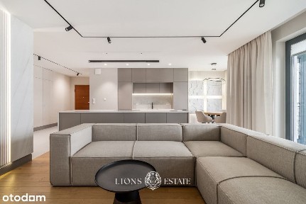 Przestronny apartament przy Grzybowskiej 4